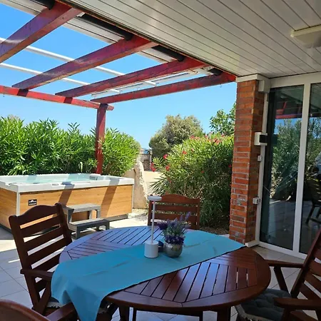 Kuca S Jacuzzijem Mavrinac *